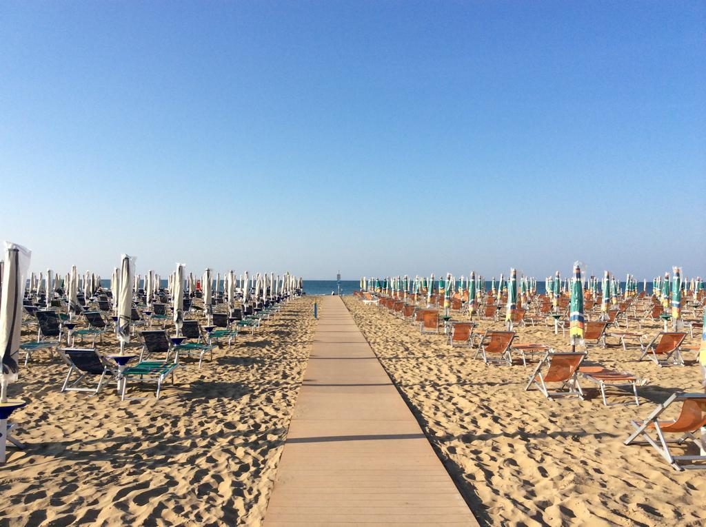 Appartamenti Azzurro Bibione Exterior photo